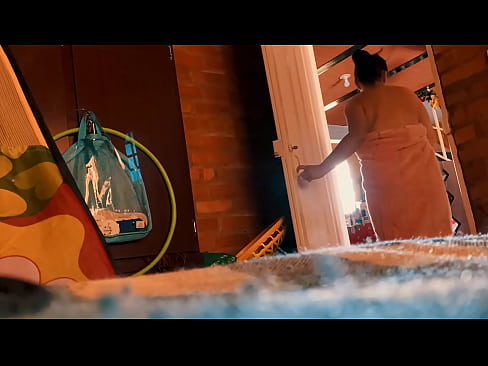 ❤️ میرے چچا شاور میں میرا پیچھا کرتے ہیں، جب میں شاور لیتا ہوں تو وہ مجھے چودتا ہے۔ ❤️❌ مقعد فحش  ☑